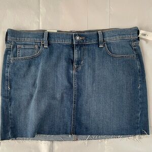 Old Navy Frayed Hem Denim Mini Skirt